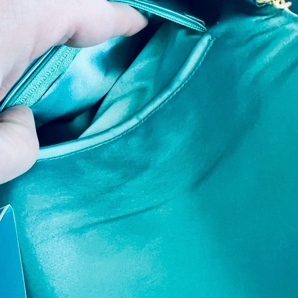 Shiraleah Gold and Blue Clutch with Elegant Pattern - Picture 6 of 7